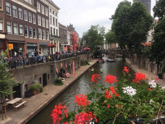 Hotel-Chao Nl 24 Hours Open Utrecht Eksteriør billede