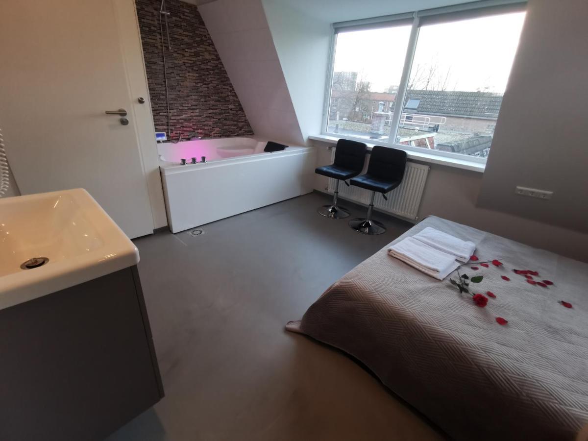 Hotel-Chao Nl 24 Hours Open Utrecht Eksteriør billede