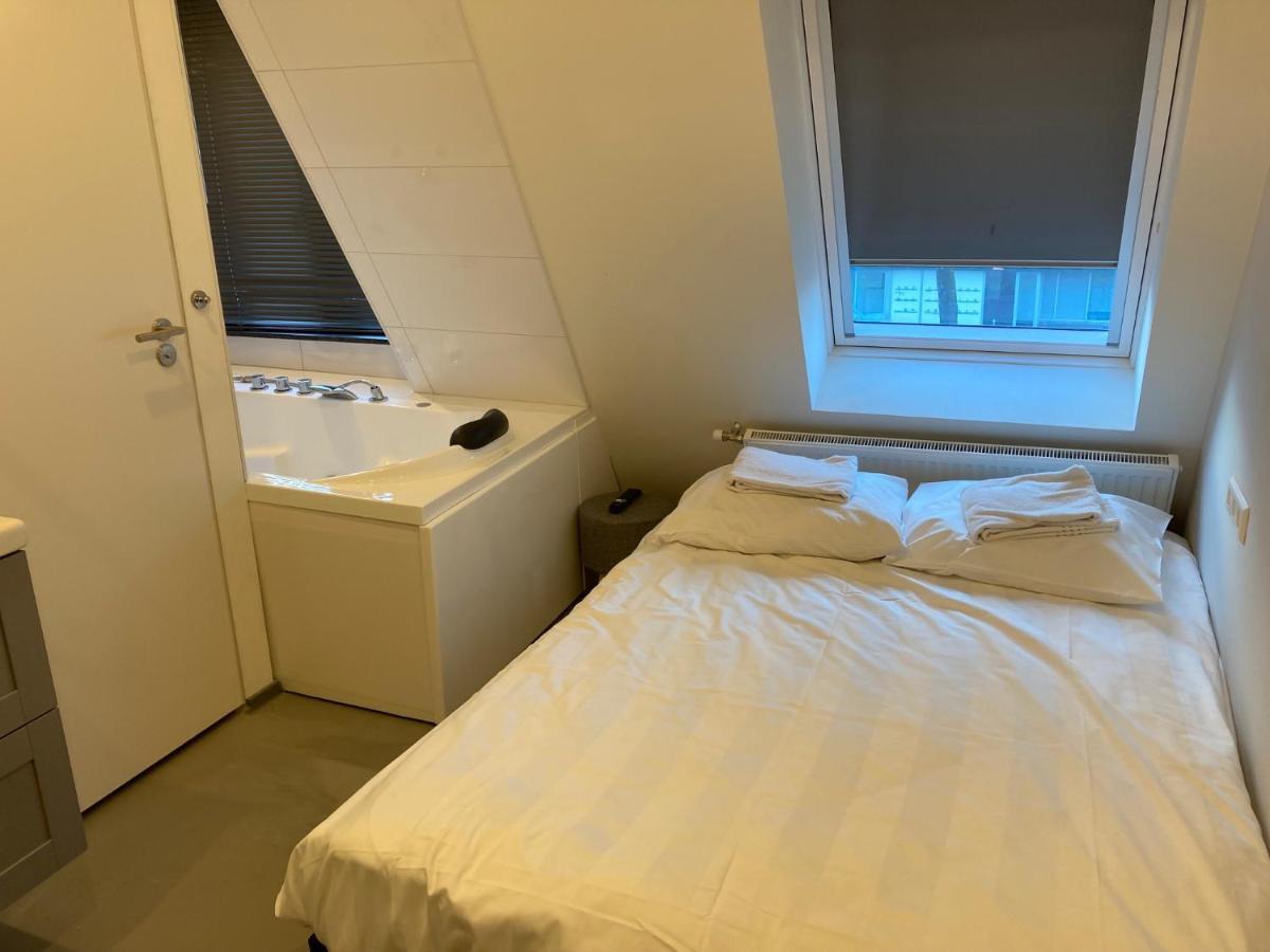 Hotel-Chao Nl 24 Hours Open Utrecht Eksteriør billede