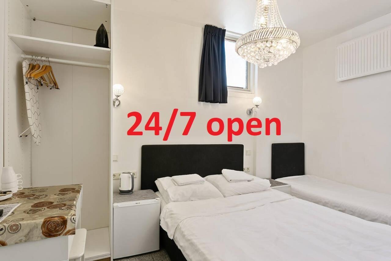 Hotel-Chao Nl 24 Hours Open Utrecht Eksteriør billede
