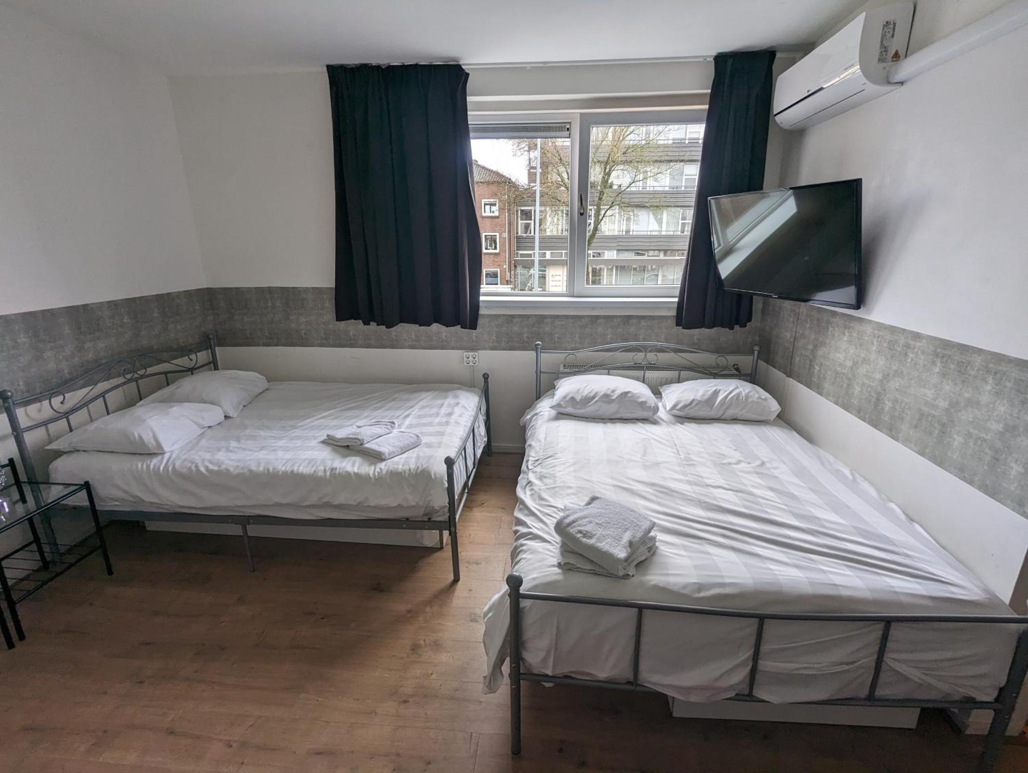 Hotel-Chao Nl 24 Hours Open Utrecht Eksteriør billede