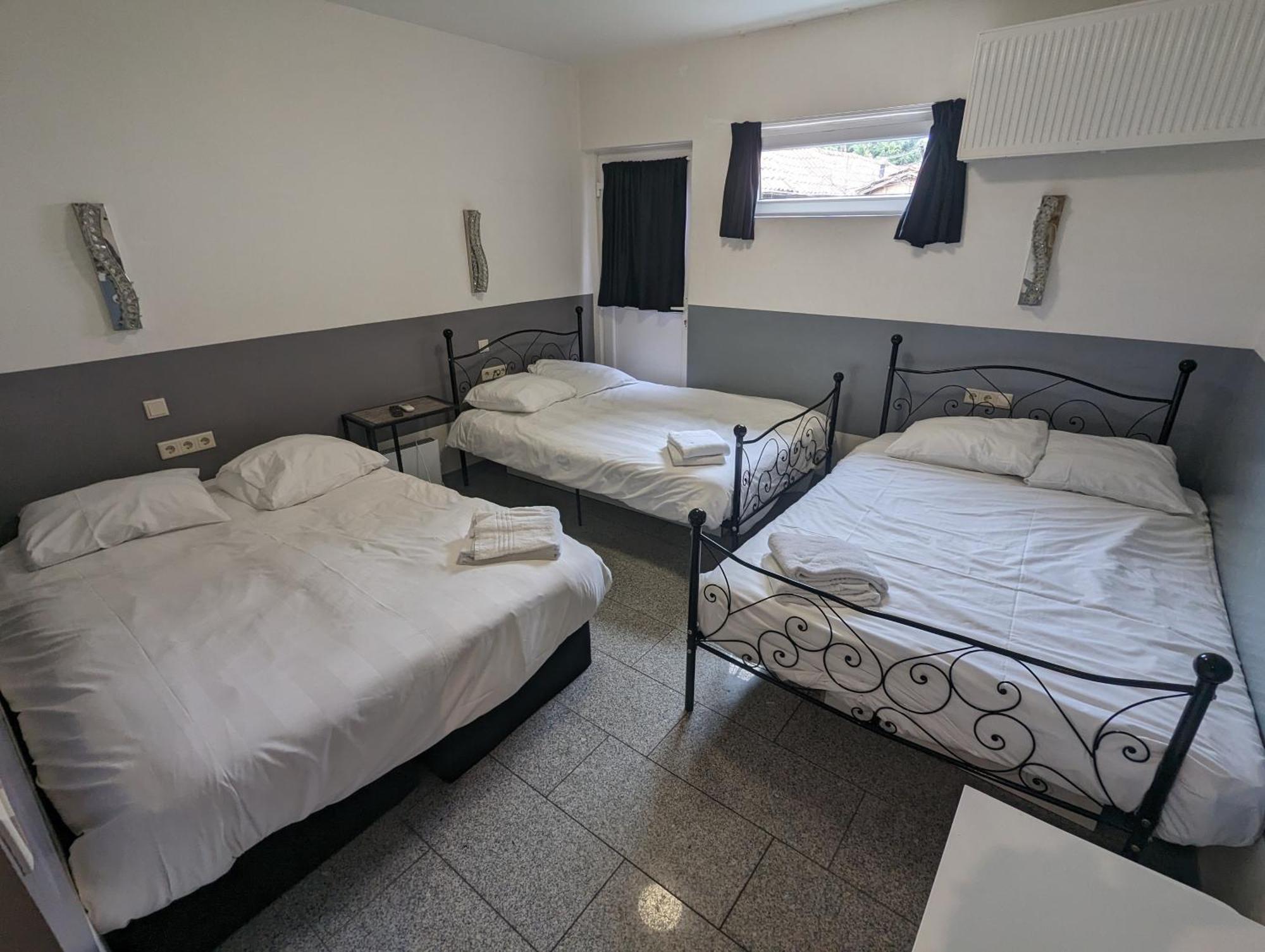 Hotel-Chao Nl 24 Hours Open Utrecht Eksteriør billede